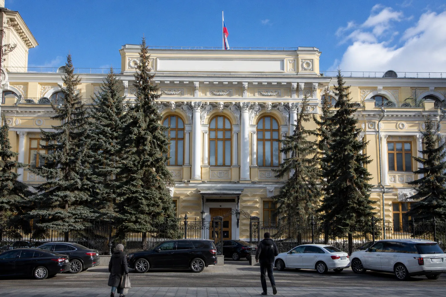 Что означает новое соглашение с Банком России и сбои в Альфа-Банке